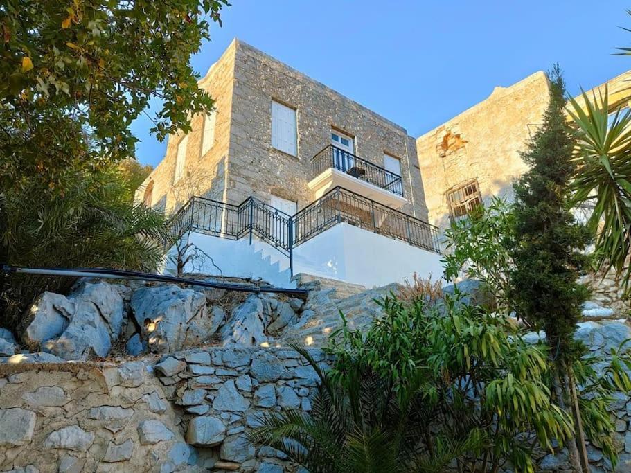 Maison Avec Terrasses Et Vues Đảo Sými Ngoại thất bức ảnh