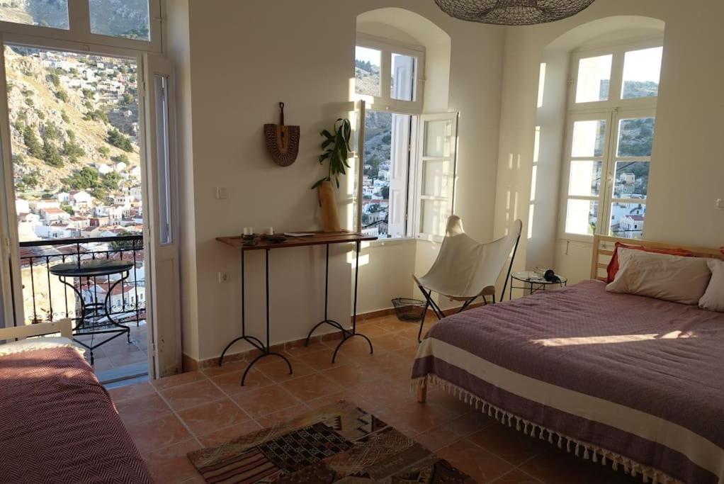 Maison Avec Terrasses Et Vues Đảo Sými Ngoại thất bức ảnh