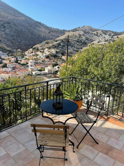 Maison Avec Terrasses Et Vues Đảo Sými Ngoại thất bức ảnh