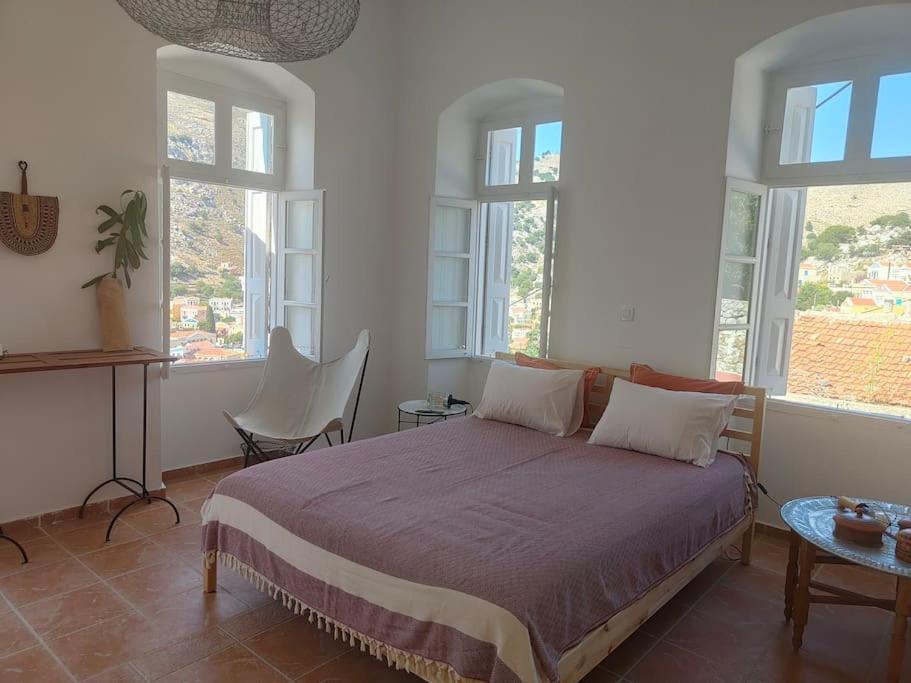 Maison Avec Terrasses Et Vues Đảo Sými Ngoại thất bức ảnh